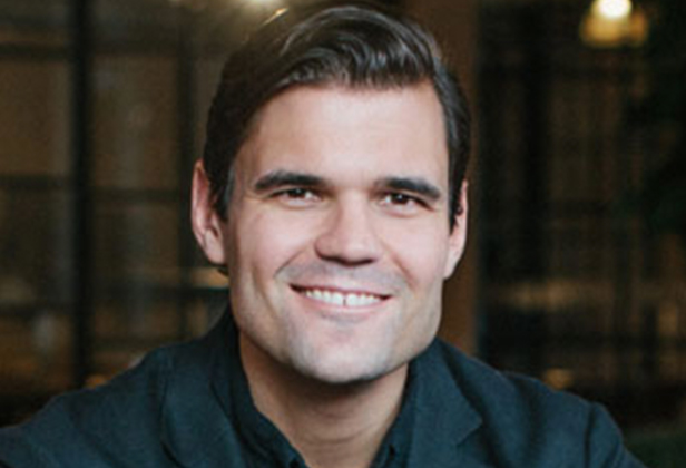 Alex Tapscott